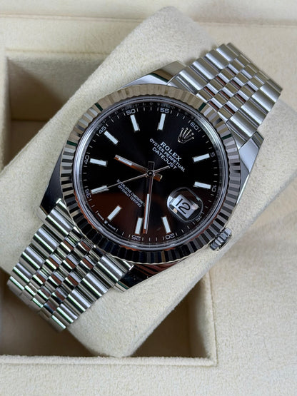 Rolex Datejust 41 126334 Schwarz / 2024 / Full Set / Top Zustand