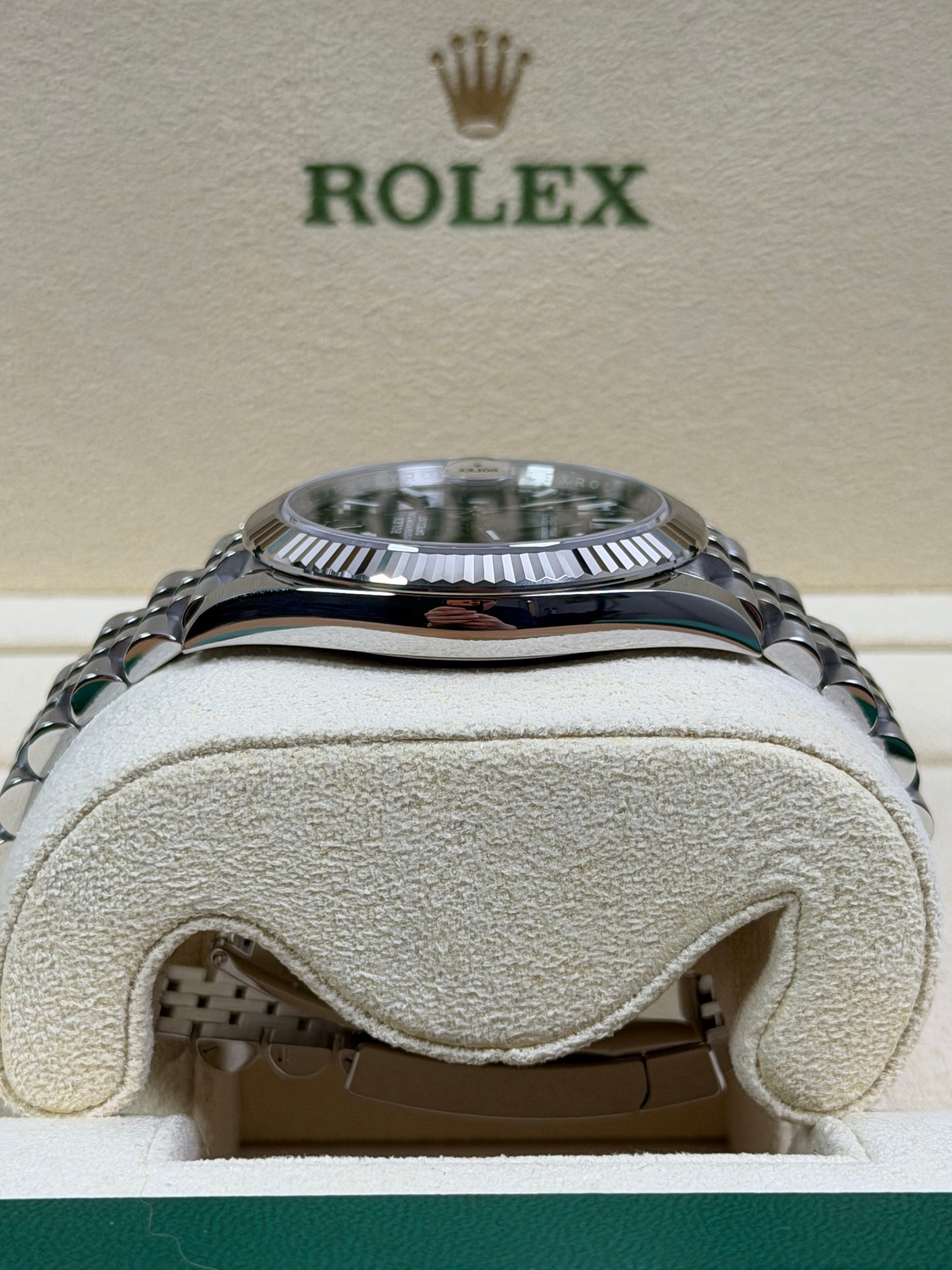 Rolex Datejust 41 126334 Schwarz / 2024 / Full Set / Top Zustand