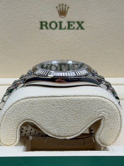 Rolex Datejust 41 126334 Schwarz / 2024 / Full Set / Top Zustand