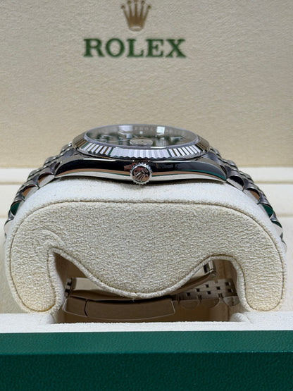 Rolex Datejust 41 126334 Schwarz / 2024 / Full Set / Top Zustand