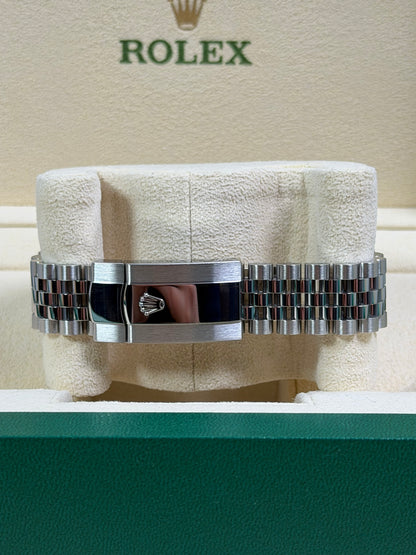Rolex Datejust 41 126334 Schwarz / 2024 / Full Set / Top Zustand