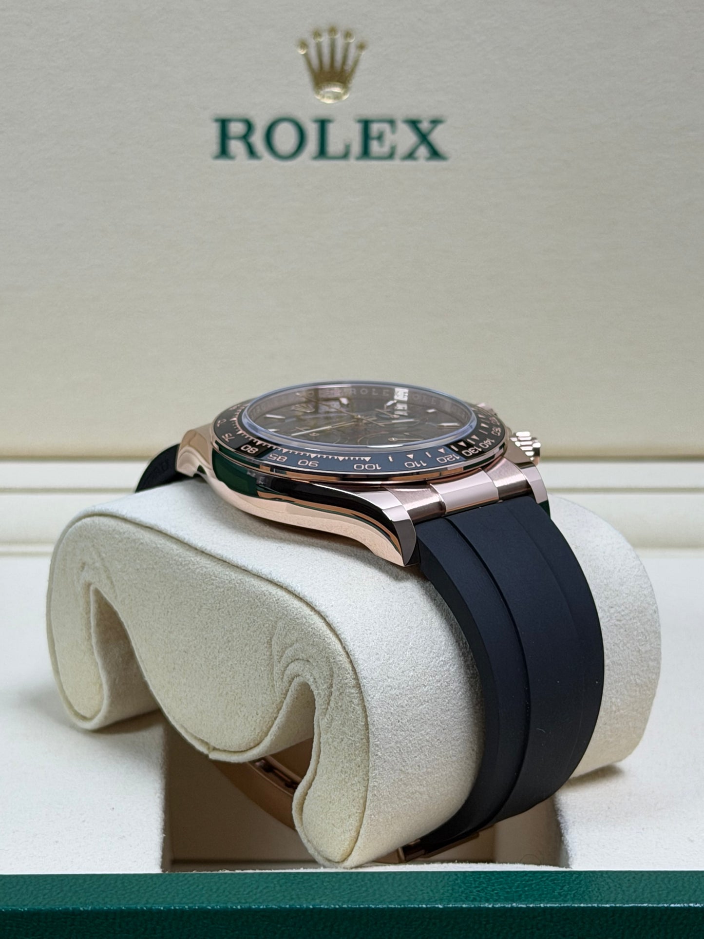 Rolex Daytona Oysterflex Roségold 126515LN / 2025 / Full Set / Ungetragen