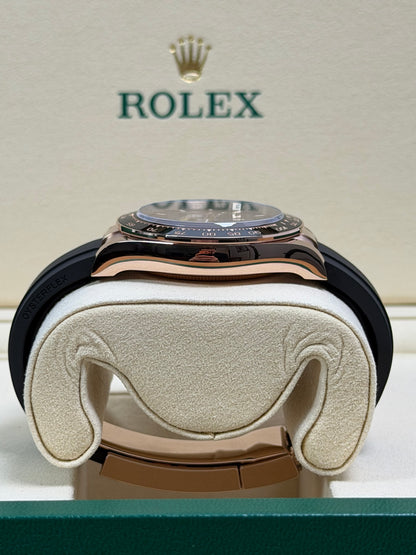 Rolex Daytona Oysterflex Roségold 126515LN / 2025 / Full Set / Ungetragen
