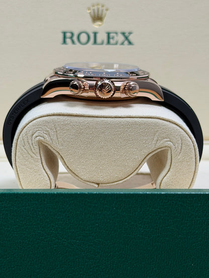 Rolex Daytona Oysterflex Roségold 126515LN / 2025 / Full Set / Ungetragen