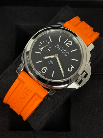 Panerai Luminor Base Logo PAM01084 / 2020 / Full Set / Sehr gut