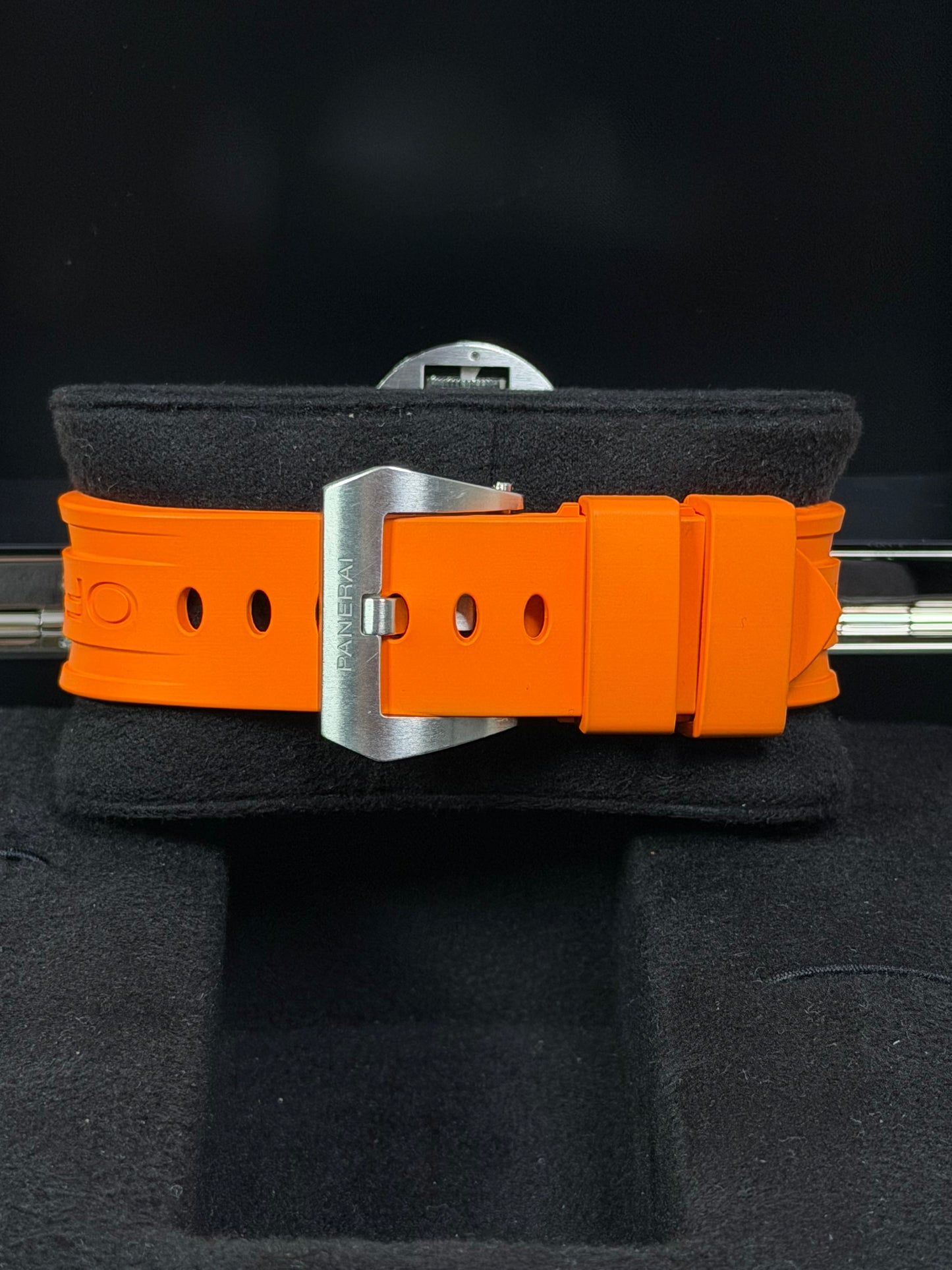 Panerai Luminor Base Logo PAM01084 / 2020 / Full Set / Sehr gut
