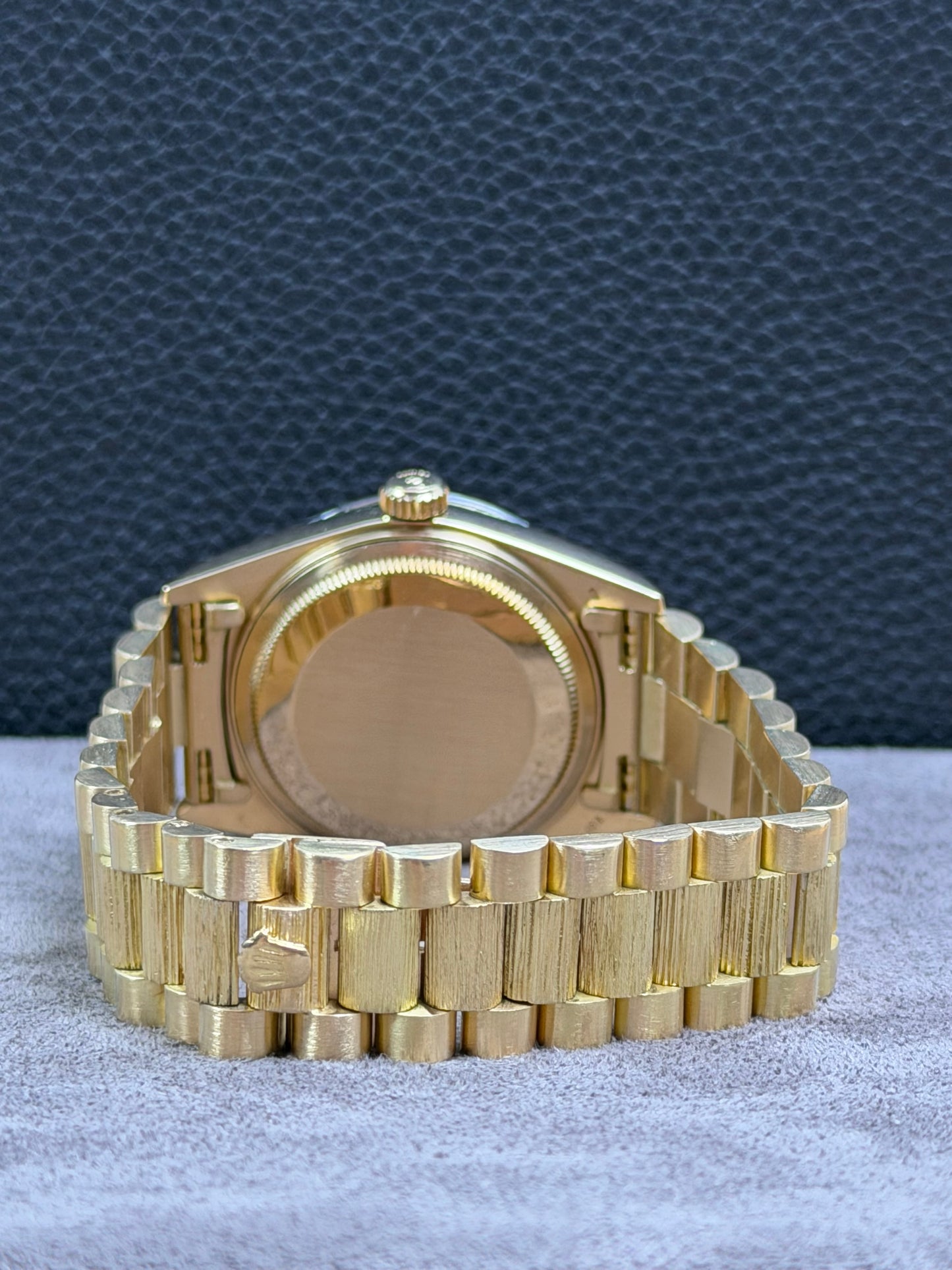 Rolex Day-Date 36 Borke 18K Gelbgold Diamant / 18078 / Sehr gut