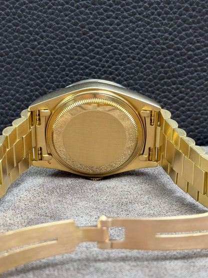 Rolex Day-Date 36 Borke 18K Gelbgold Diamant / 18078 / Sehr gut