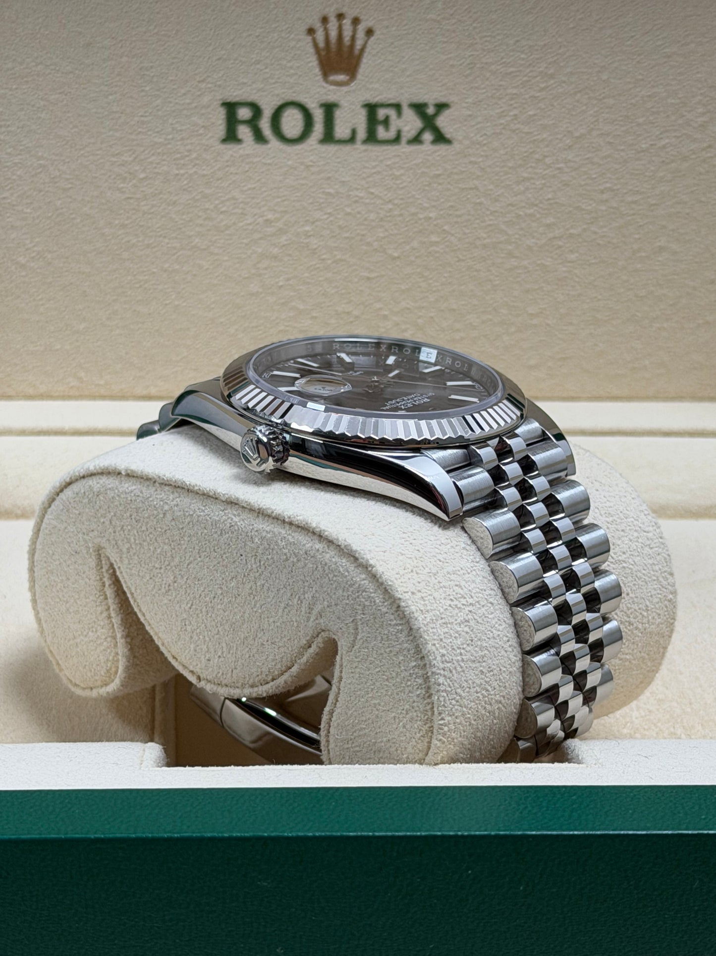 Rolex Datejust 41 126334 Rhodium / 2021 / Full Set / Top Zustand