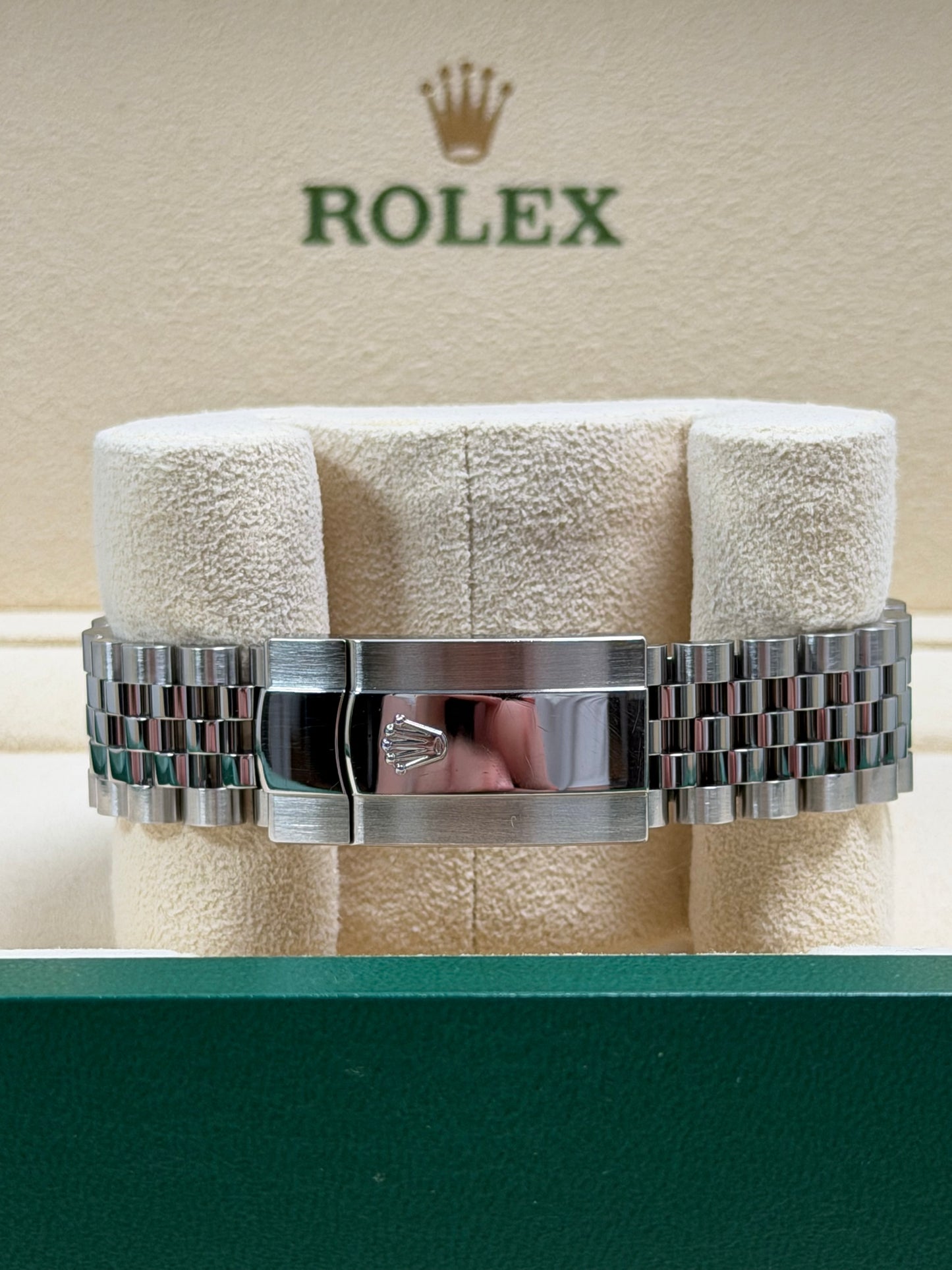 Rolex Datejust 41 126334 Rhodium / 2021 / Full Set / Top Zustand