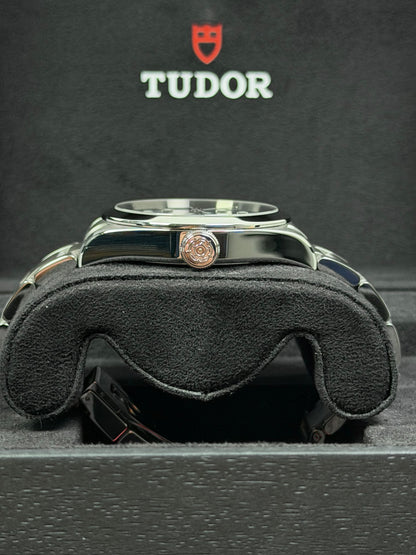 Tudor Black Bay 41 Blau / 2022 / Full Set / Top Zustand