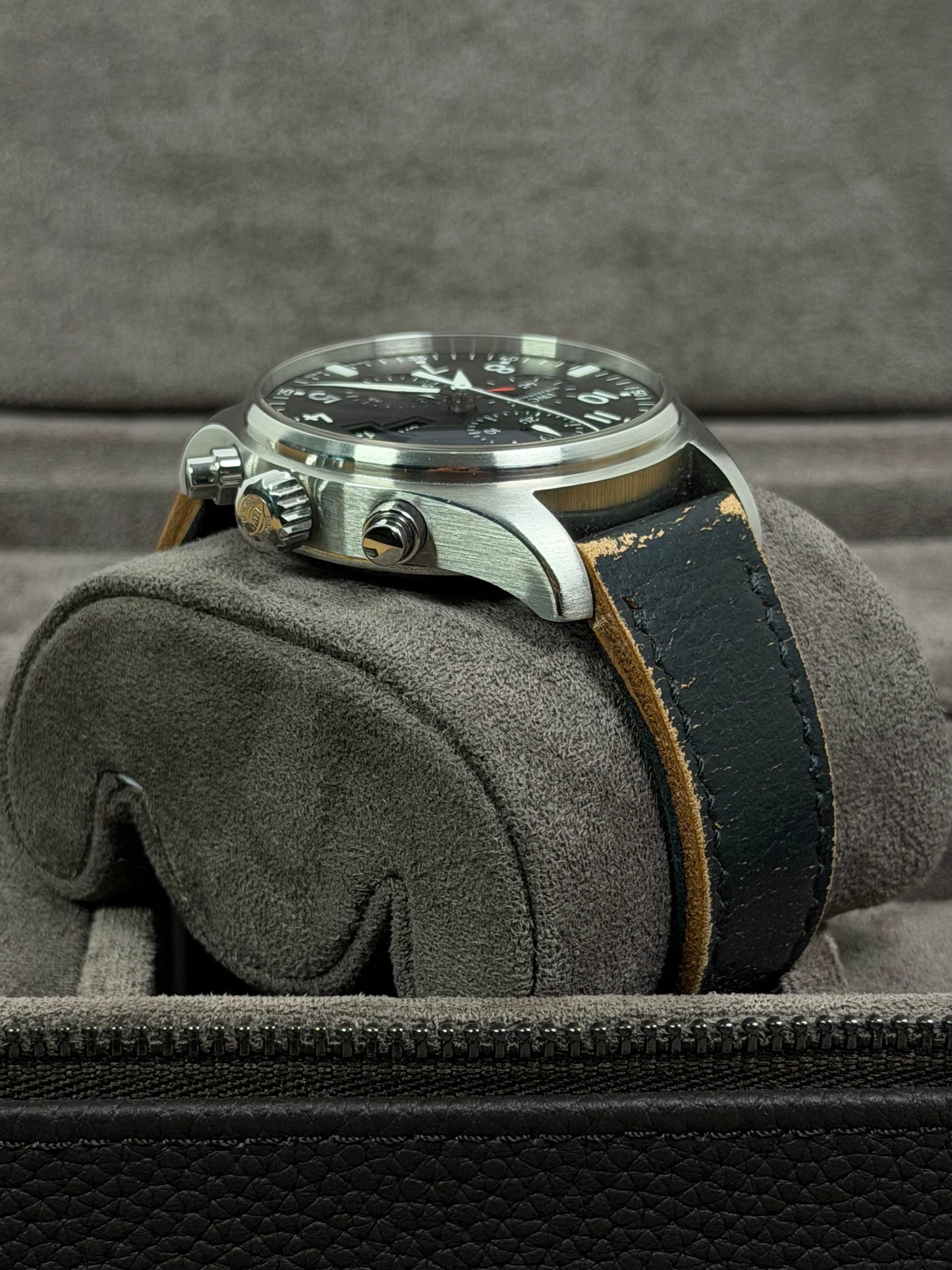 IWC Fliegeruhr Chronograph 43 / IWC Servicepapiere 2025 / Top Zustand