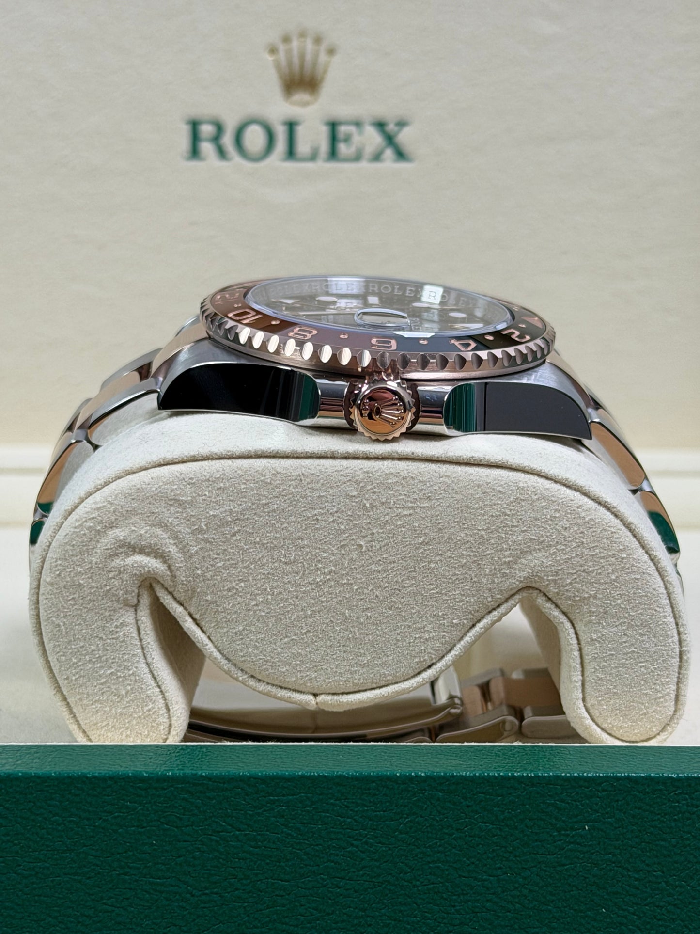 Rolex GMT Master 2 "Rootbeer" 126711CHNR / 2025 / Full Set / Neuwertig