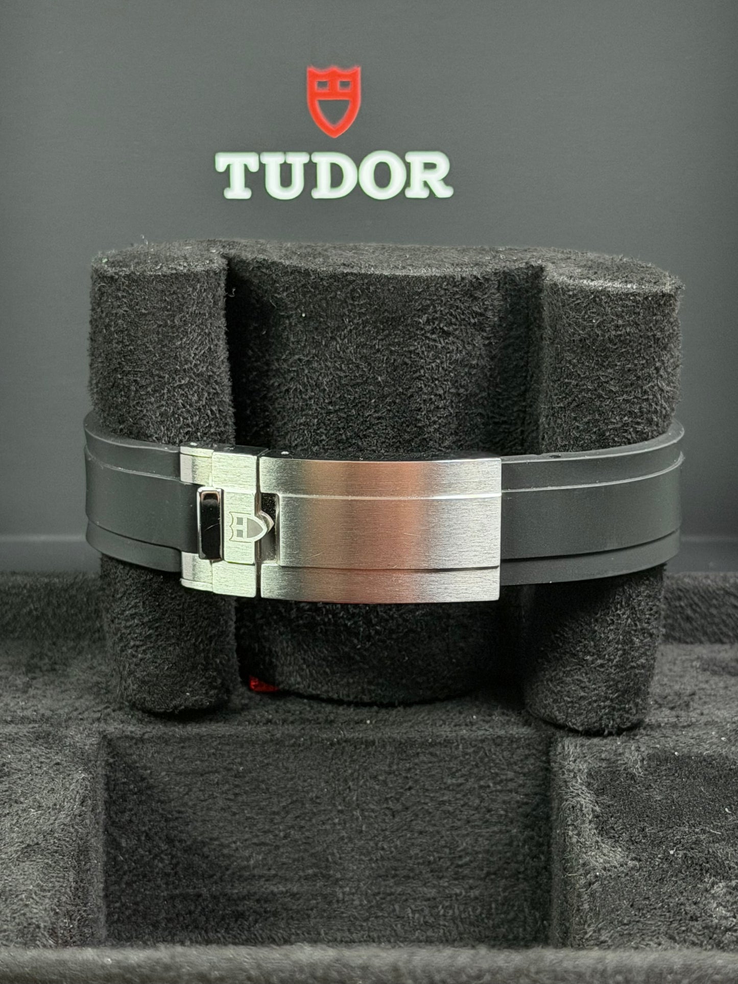 Tudor Black Bay 58 Bordeaux / 2025 / Full Set / Neuwertig