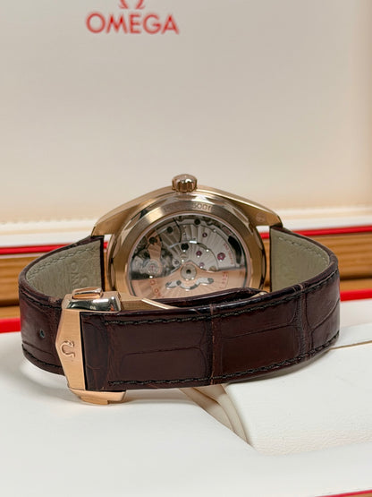 Omega Seamaster Aqua Terra 18K Roségold / 2019 / Full Set / Top Zustand
