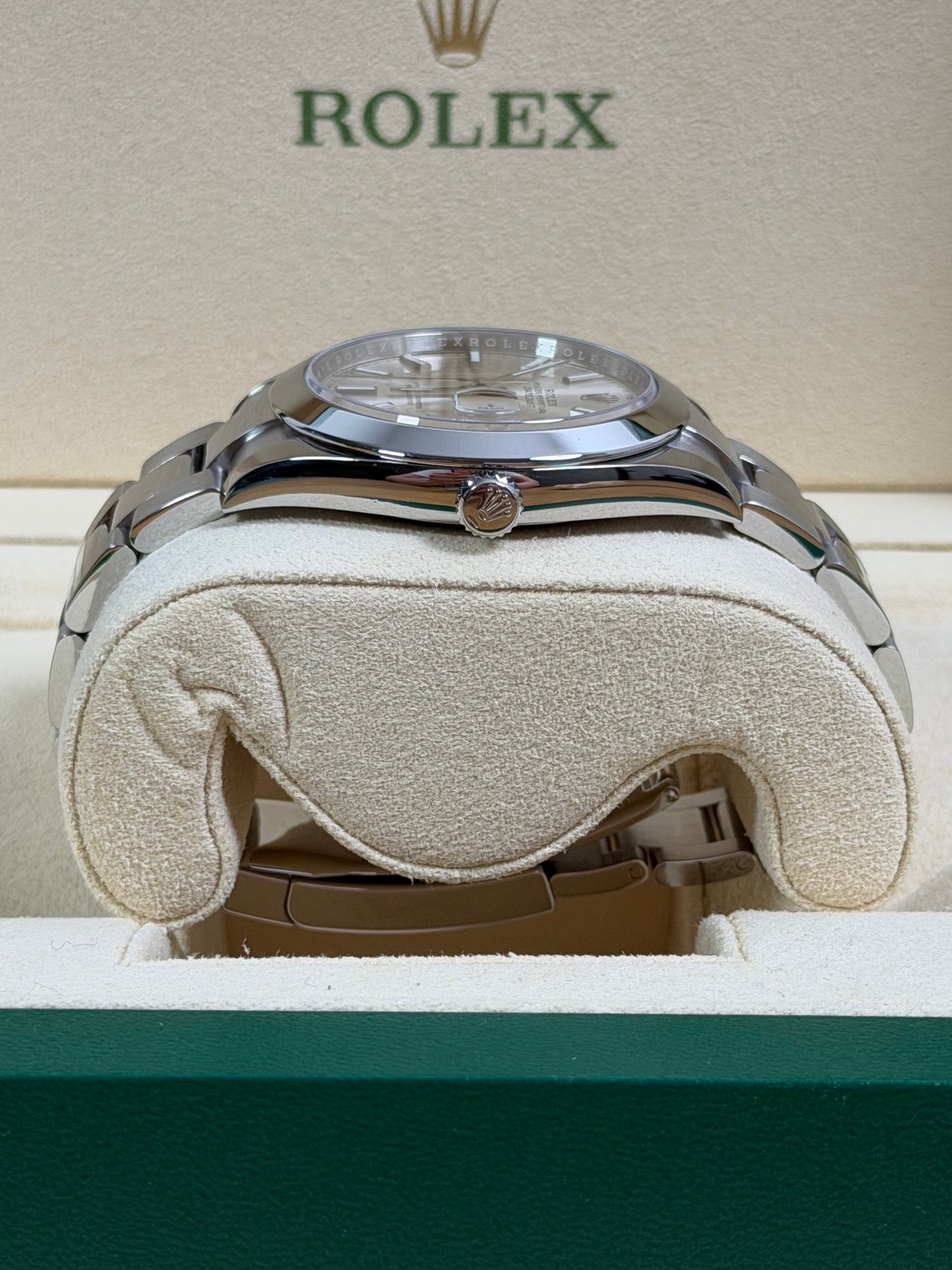 Rolex Datejust 41 126300 Silber / 2019 / Full Set / Neuwertig