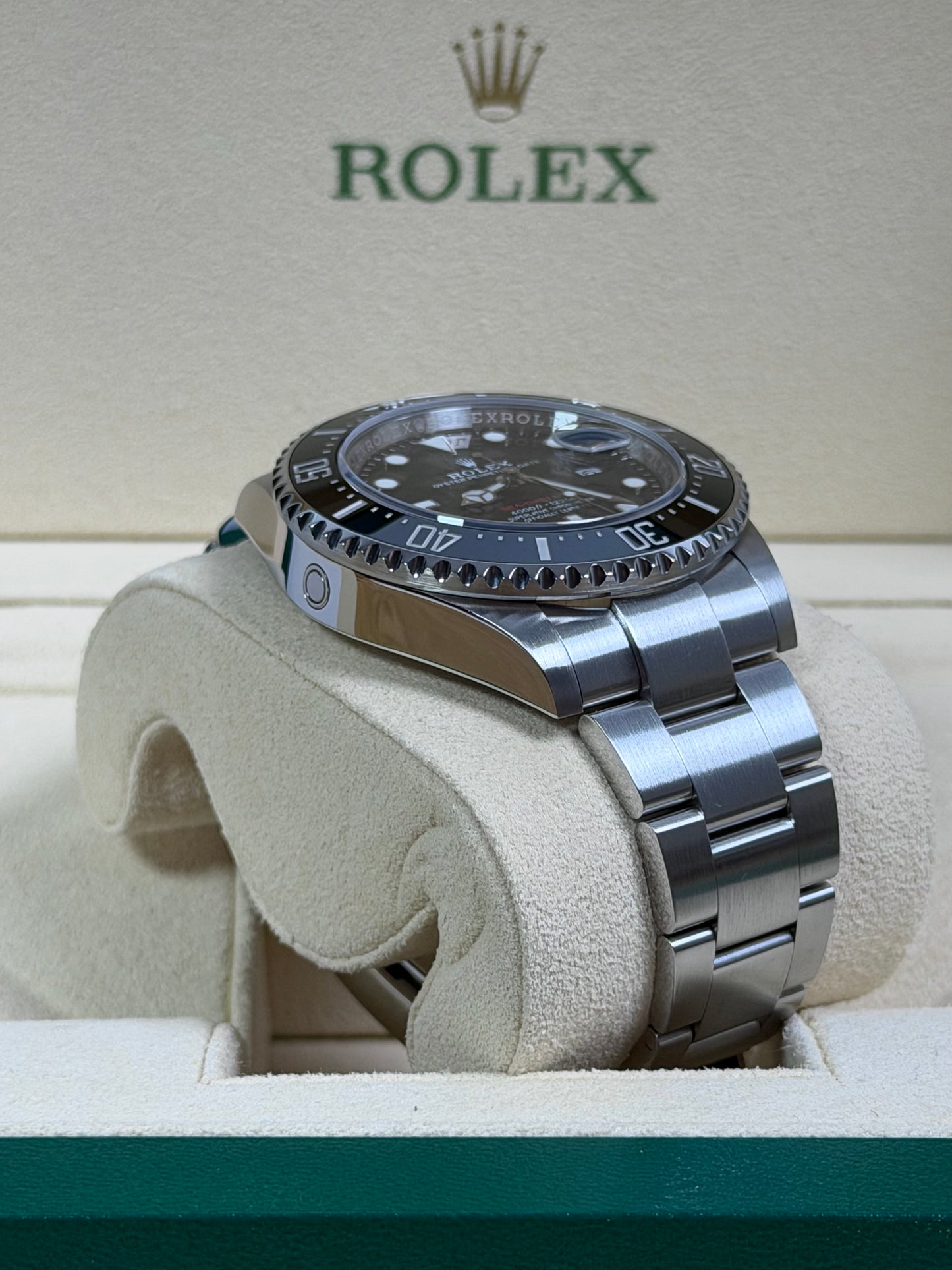 Rolex Sea-Dweller 126600 / 2019 / Full Set / Top Zustand