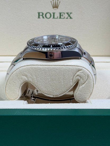 Rolex Sea-Dweller 126600 / 2019 / Full Set / Top Zustand