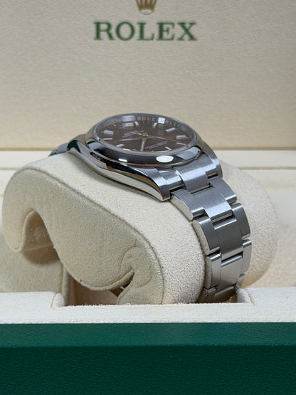 Rolex Oyster Perpetual 34 Bordeaux 114200 / 2019 / Full Set / Top Zustand