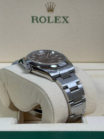 Rolex Oyster Perpetual 34 Bordeaux 114200 / 2019 / Full Set / Top Zustand