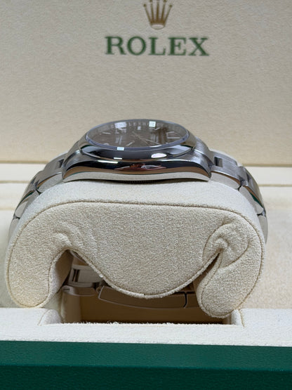 Rolex Oyster Perpetual 34 Bordeaux 114200 / 2019 / Full Set / Top Zustand