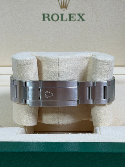 Rolex Oyster Perpetual 34 Bordeaux 114200 / 2019 / Full Set / Top Zustand