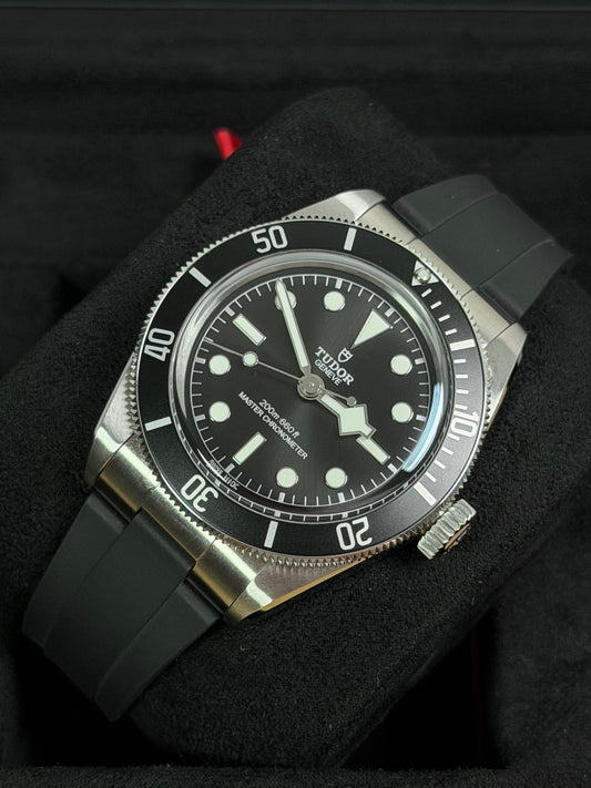 Tudor Black Bay 41 Monochrome / 2025 / Full Set / Neuwertig