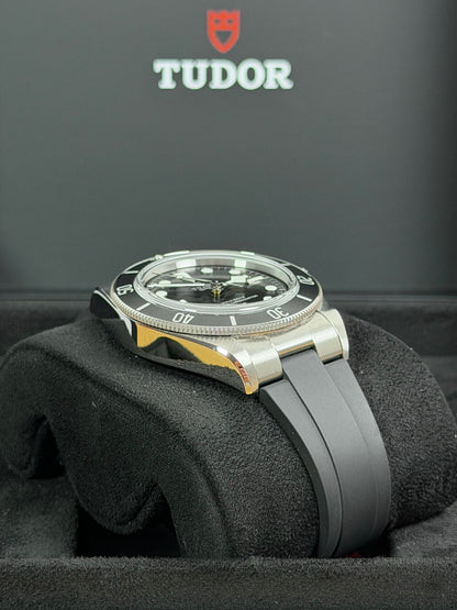 Tudor Black Bay 41 Monochrome / 2025 / Full Set / Neuwertig