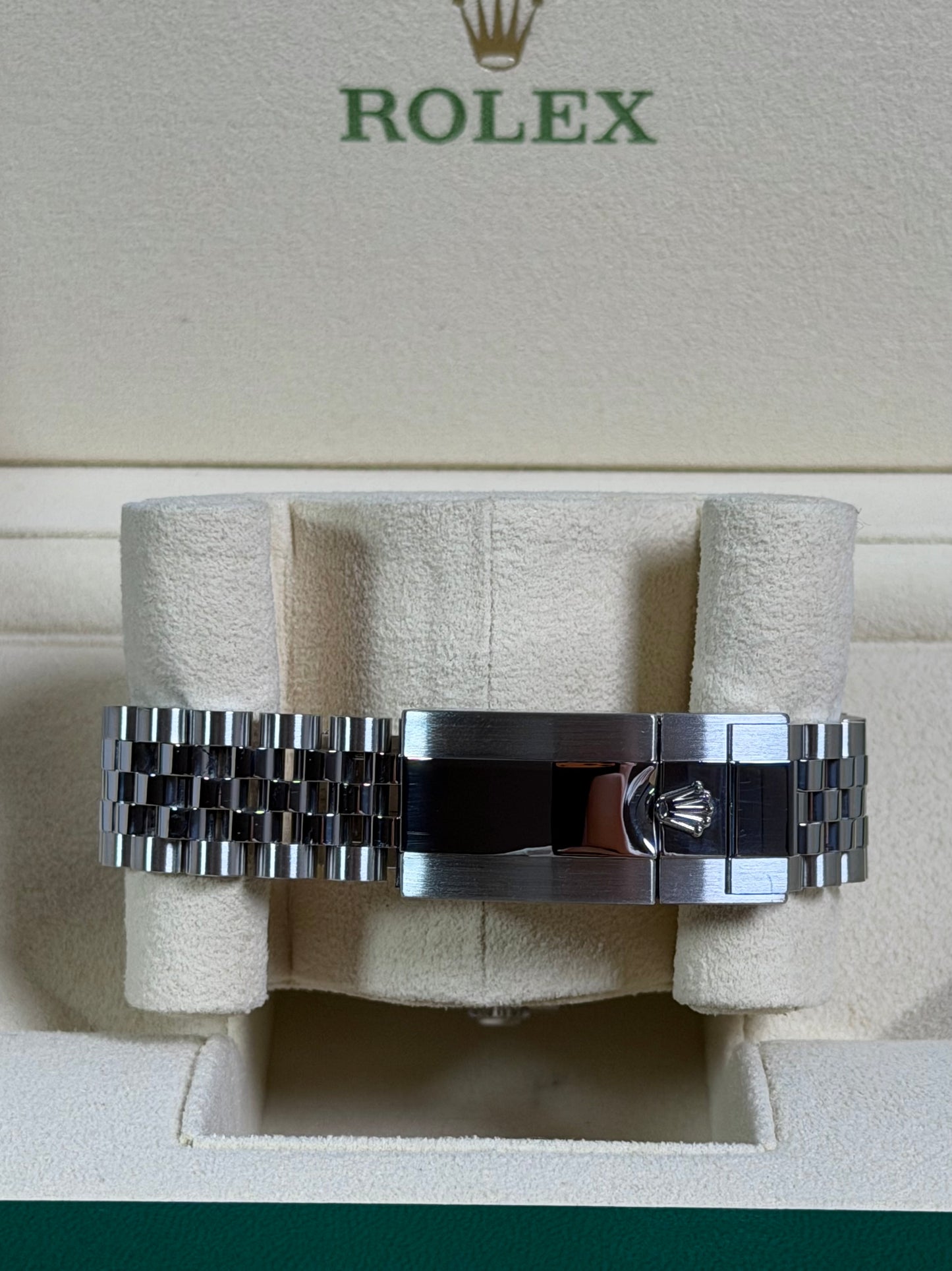 Rolex GMT Master 2 "Batgirl" 126710BLNR / 2022 / Full Set / Top Zustand