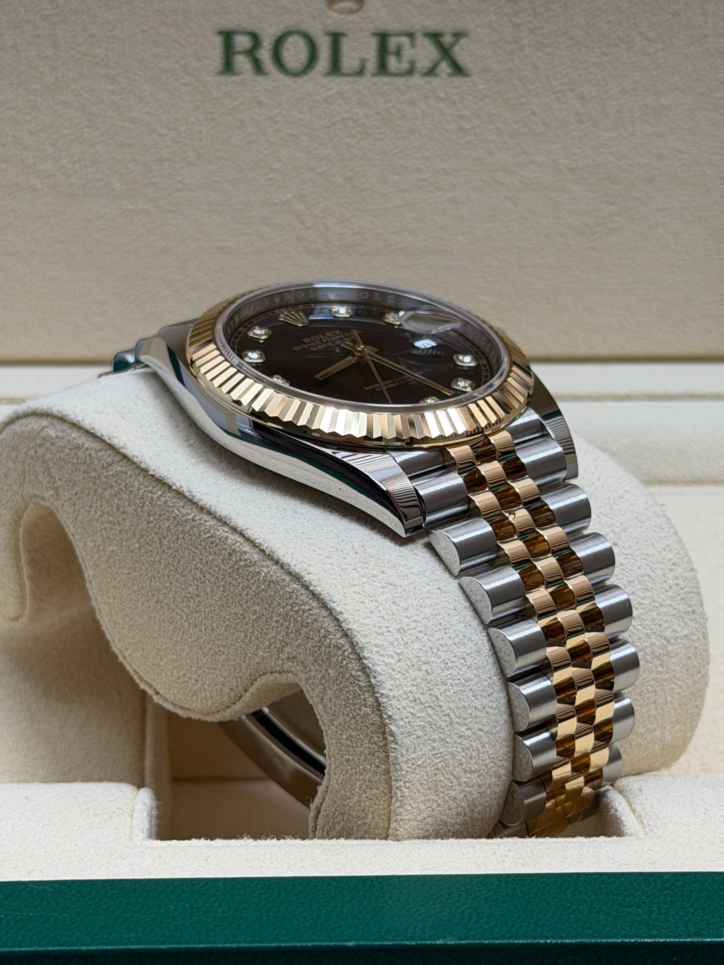 Rolex Datejust 41 Bicolor Schwarz Diamant-Zifferblatt / 2021 / Full Set / Neuwertig
