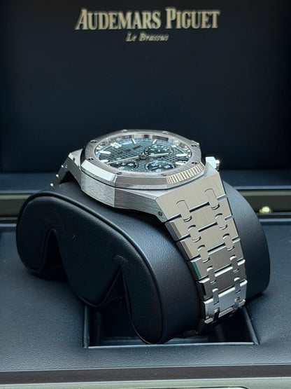 Audemars Piguet Royal Oak Chronograph Grün / 2024 / Full Set / Sehr gut