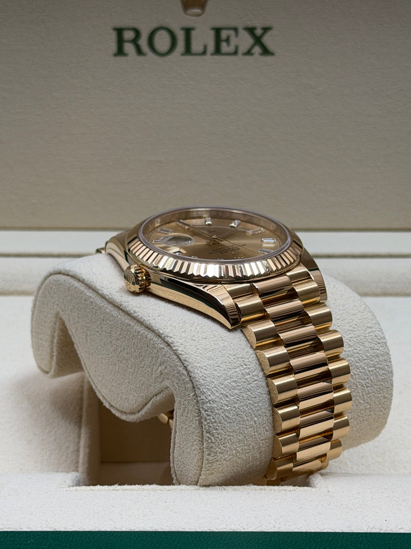 Rolex Day-Date 40 18K Gelbgold Baguette-Zifferblatt / 228238 / Top Zustand