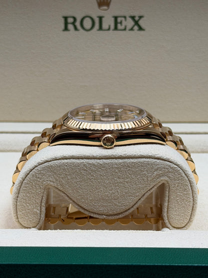 Rolex Day-Date 40 18K Gelbgold Baguette-Zifferblatt / 228238 / Top Zustand