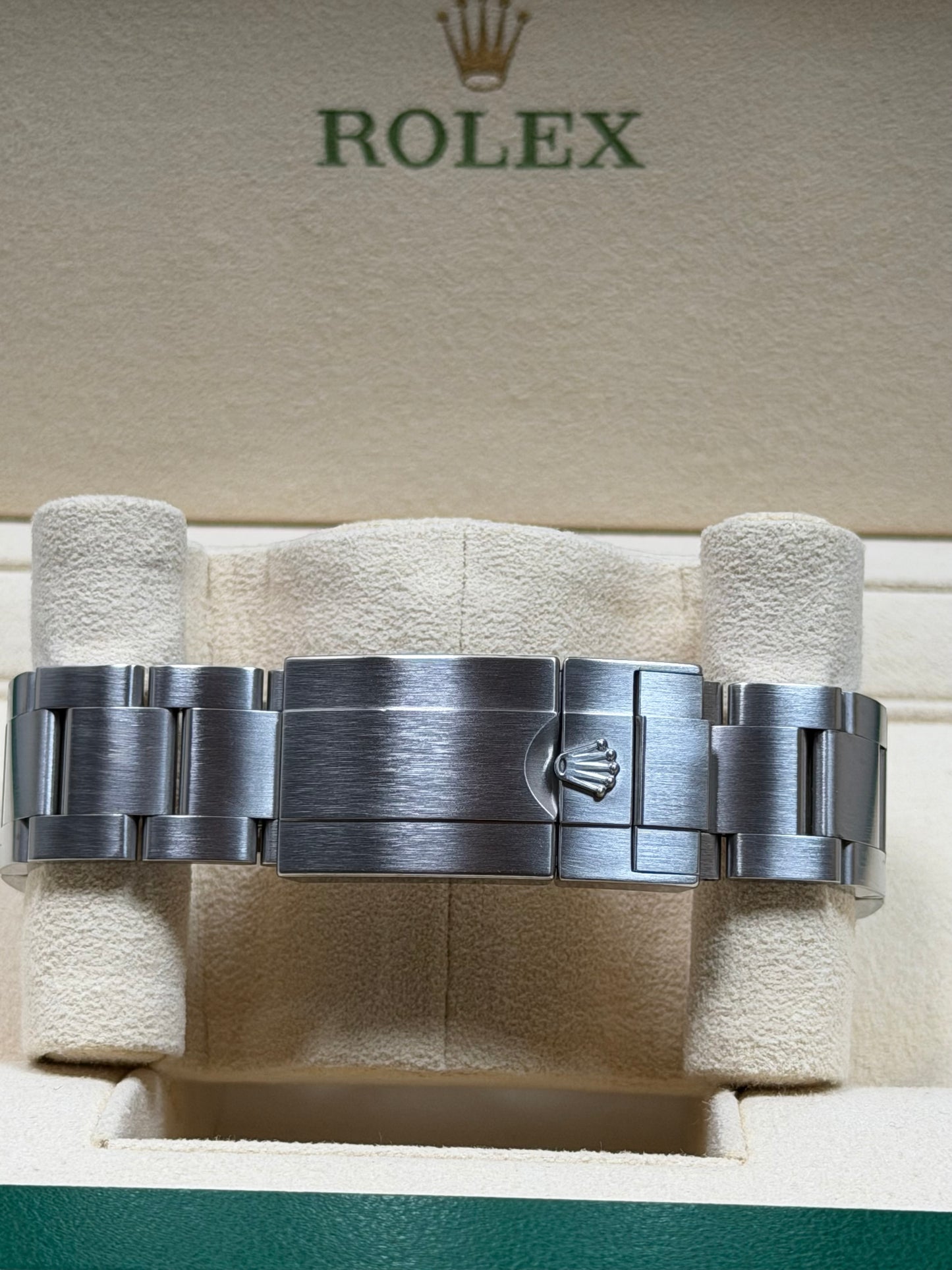 Rolex Explorer 2 Polar 226570 / 2022 / Full Set / Sehr gut