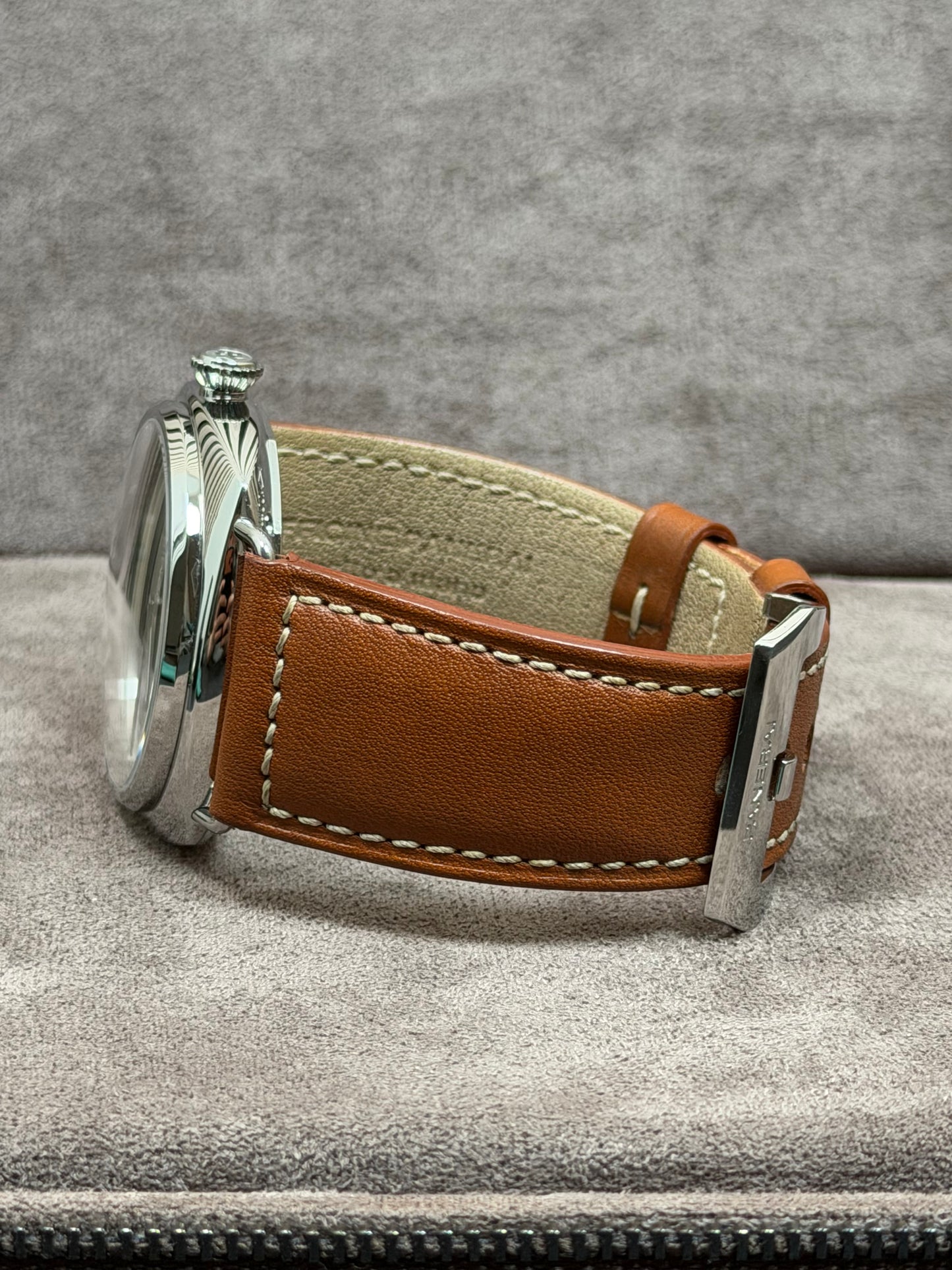 Panerai Radiomir 45mm PAM00210 / 2008 / Full Set / Top Zustand