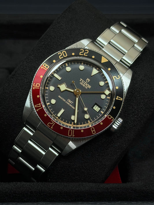 Tudor Black Bay 58 GMT / 2024 / Full Set / Top Zustand