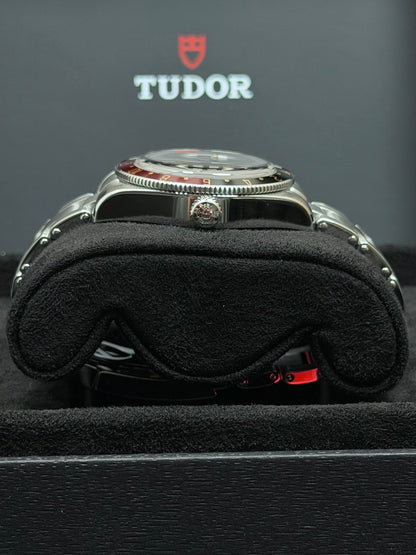 Tudor Black Bay 58 GMT / 2024 / Full Set / Top Zustand