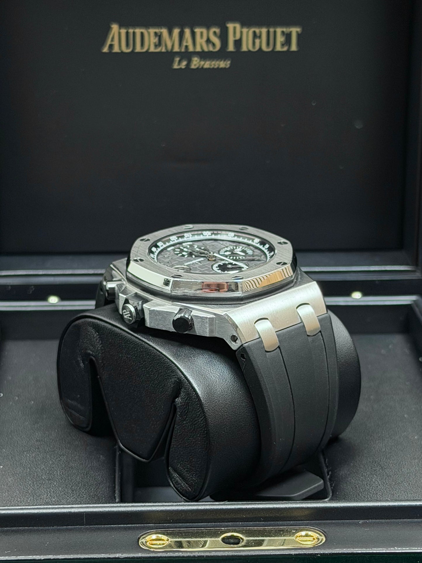 Audemars Piguet Royal Oak Offshore „Elephant“ / 2015 / Full Set / Sehr gut