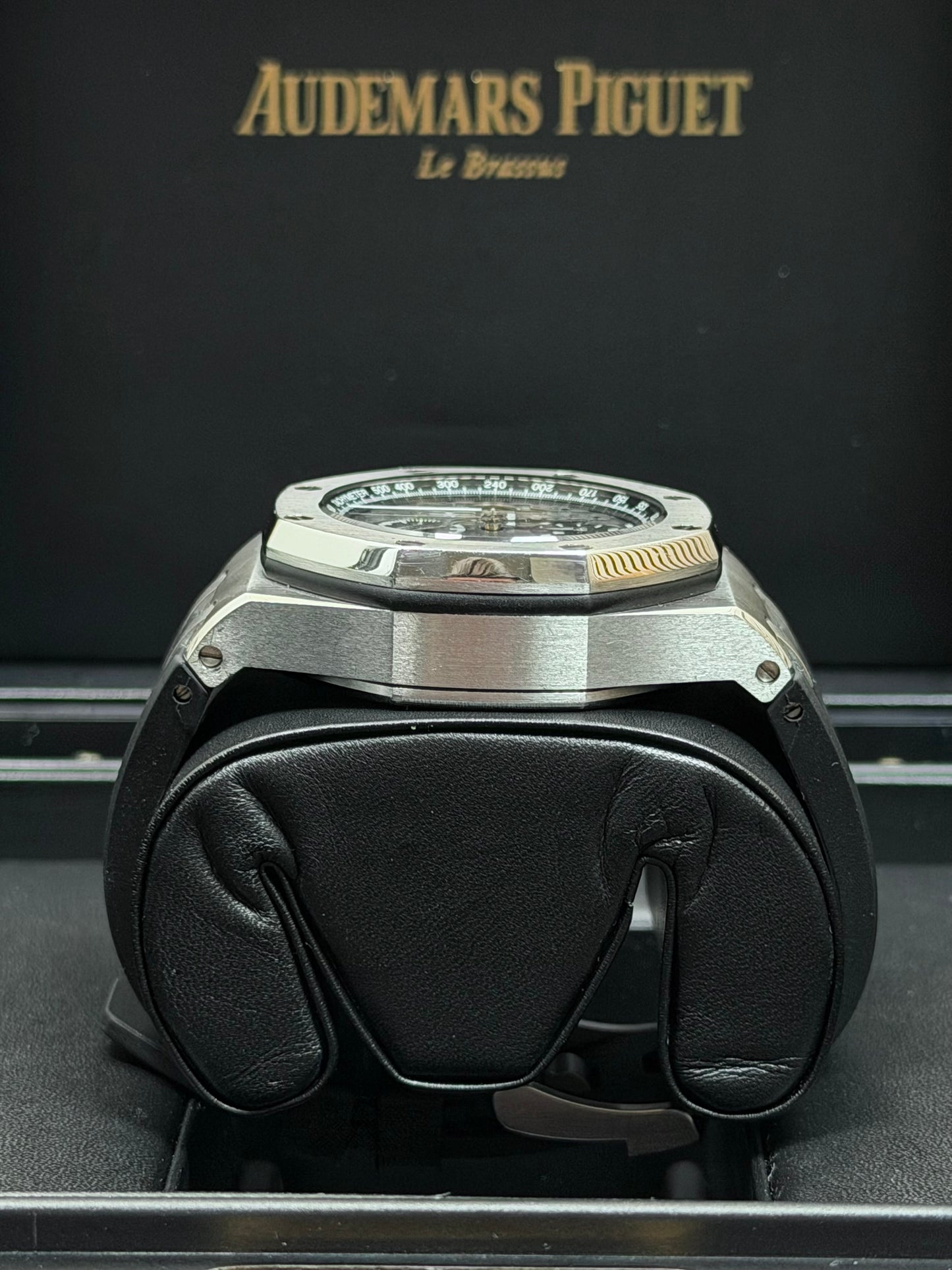 Audemars Piguet Royal Oak Offshore „Elephant“ / 2015 / Full Set / Sehr gut