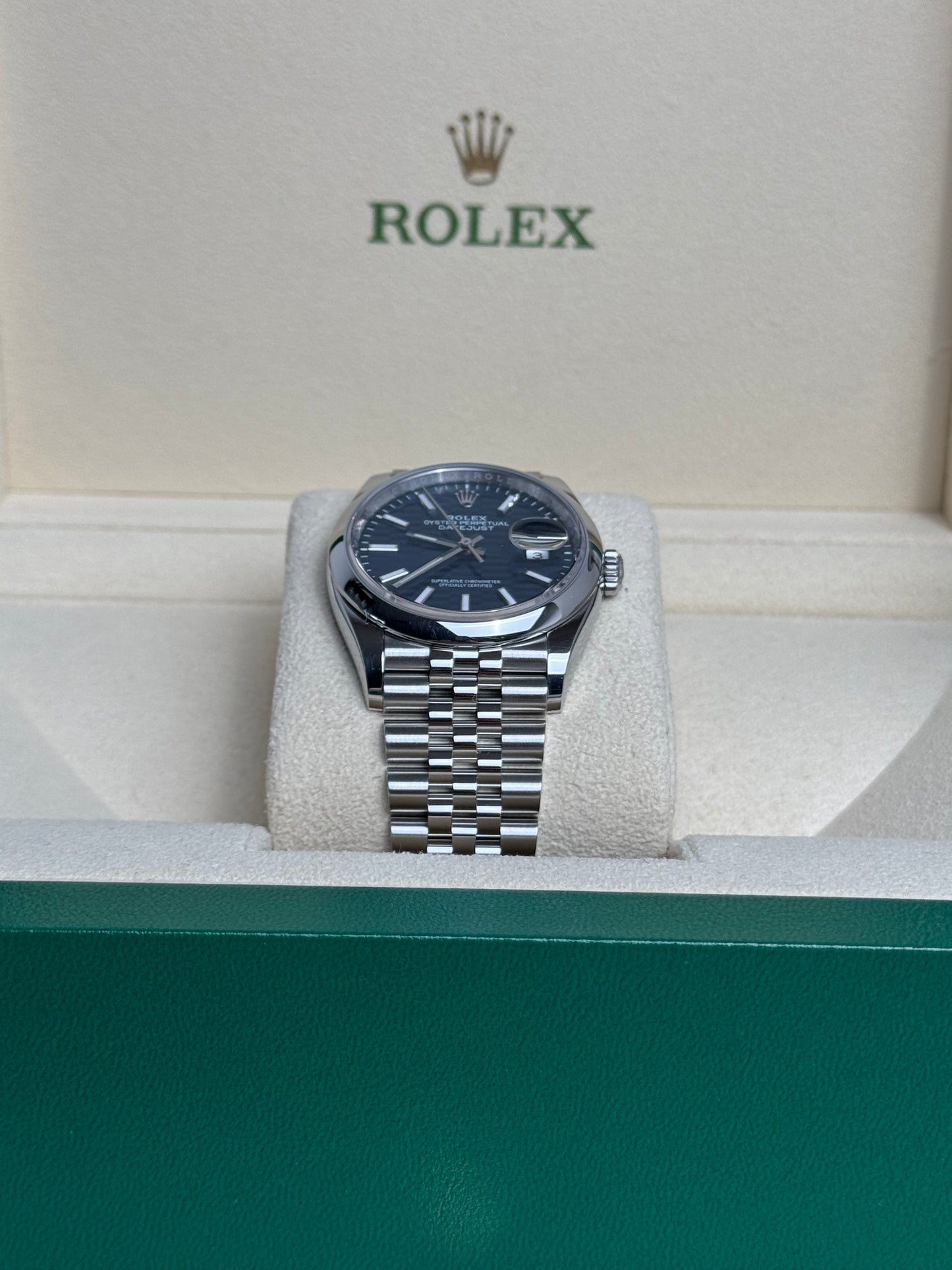 Rolex Datejust 36 Blau Motiv-Zifferblatt / 2023 / Full Set / Top Zustand