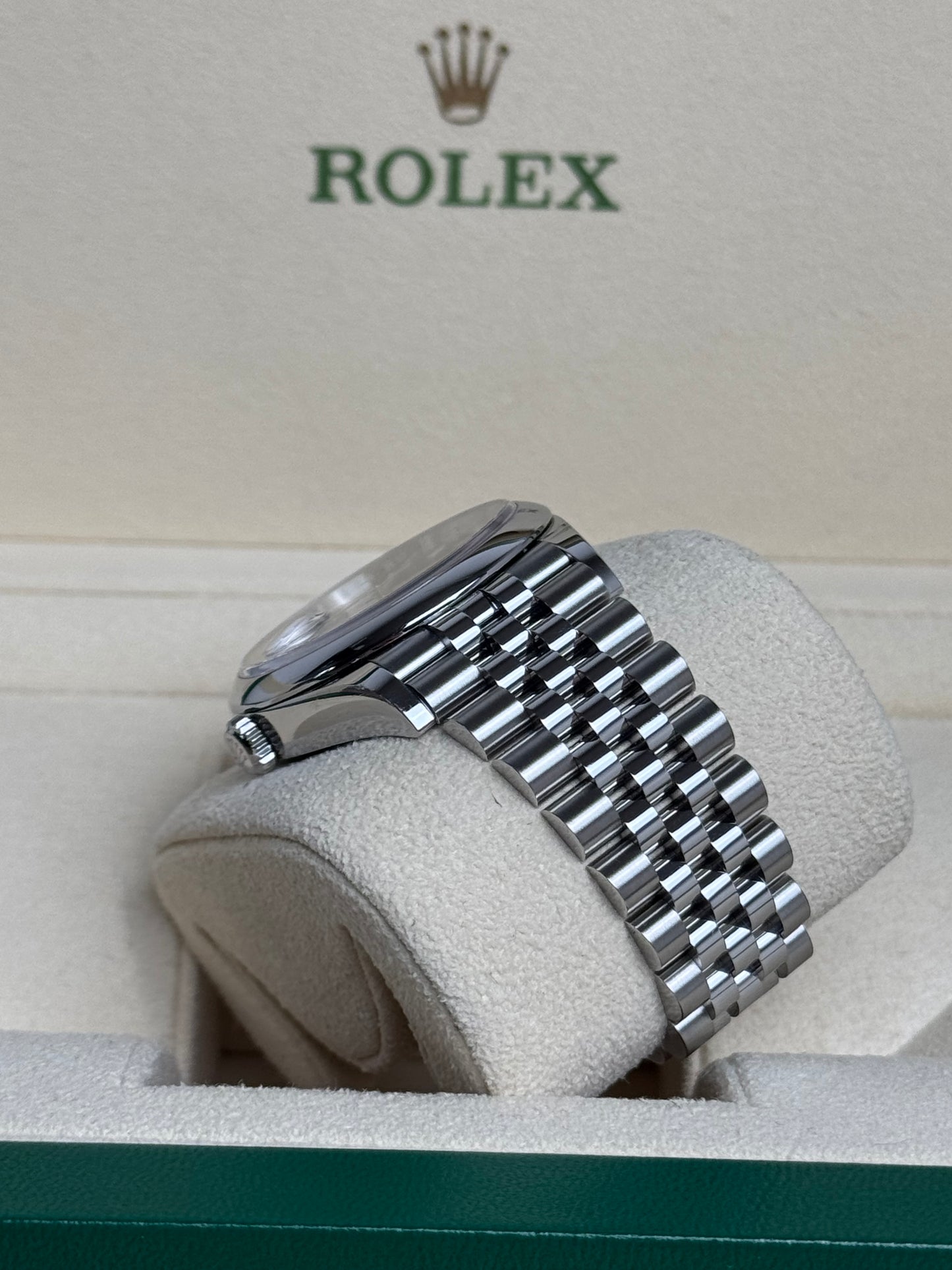 Rolex Datejust 36 Blau Motiv-Zifferblatt / 2023 / Full Set / Top Zustand