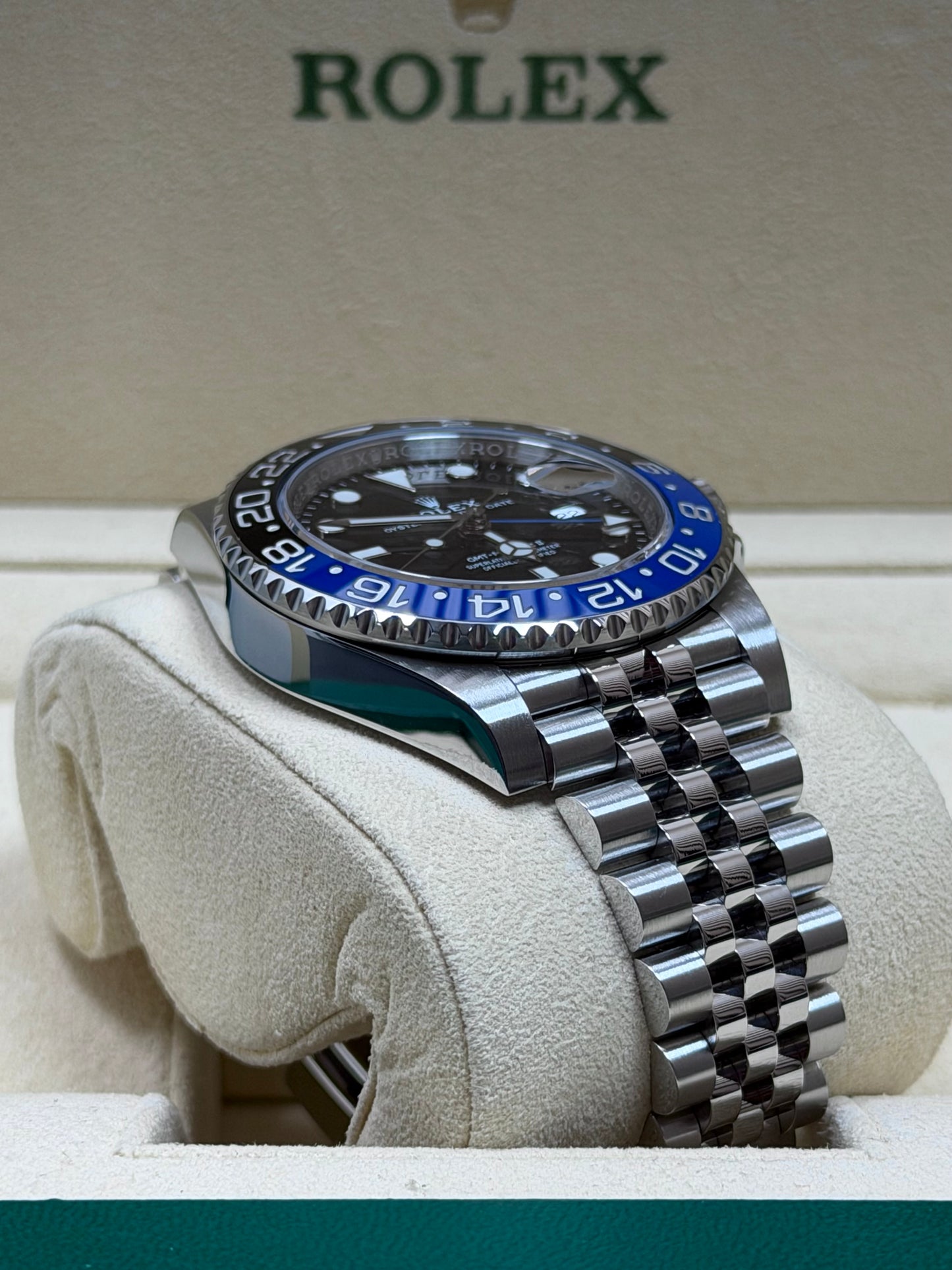 Rolex GMT Master 2 "Batgirl" 126710BLNR / 2019 / Full Set / Top Zustand