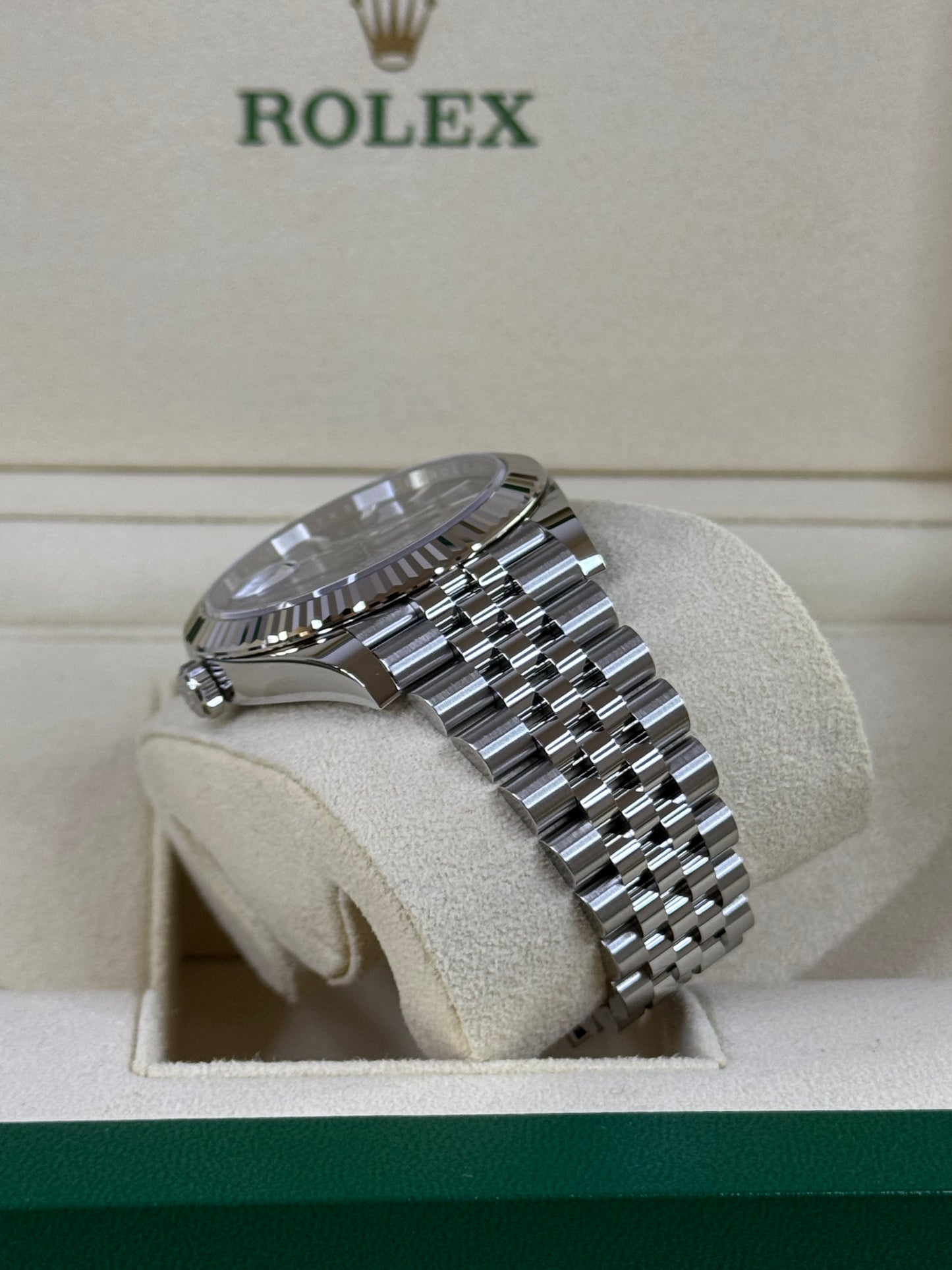 Rolex Datejust 41 126334 Rhodium / 2021 / Full Set / Ungetragen