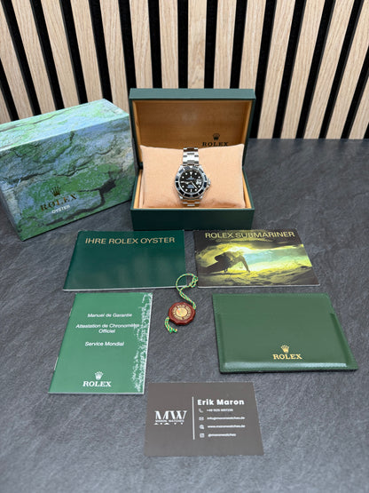 Rolex Submariner Date 16610 M-Serie No Holes / 2007 / Box & Uhr / Top Zustand
