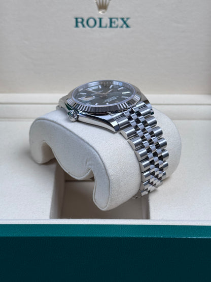 Rolex Datejust 41 126334 Mint Green / 2025 / Full Set / Neuwertig