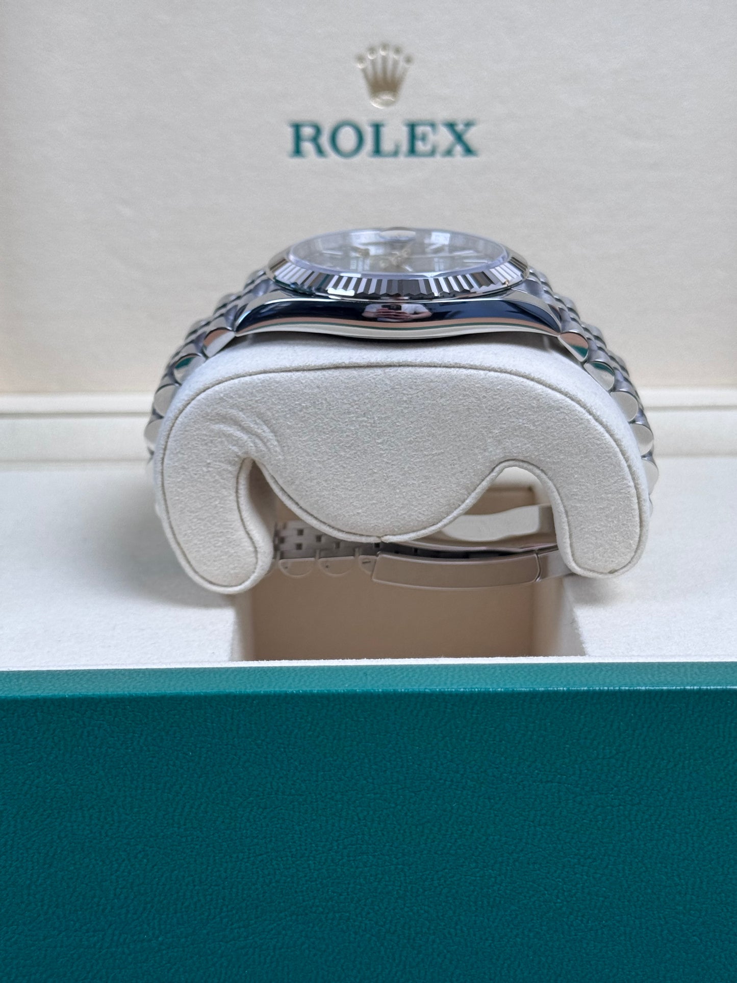 Rolex Datejust 41 126334 Mint Green / 2025 / Full Set / Neuwertig
