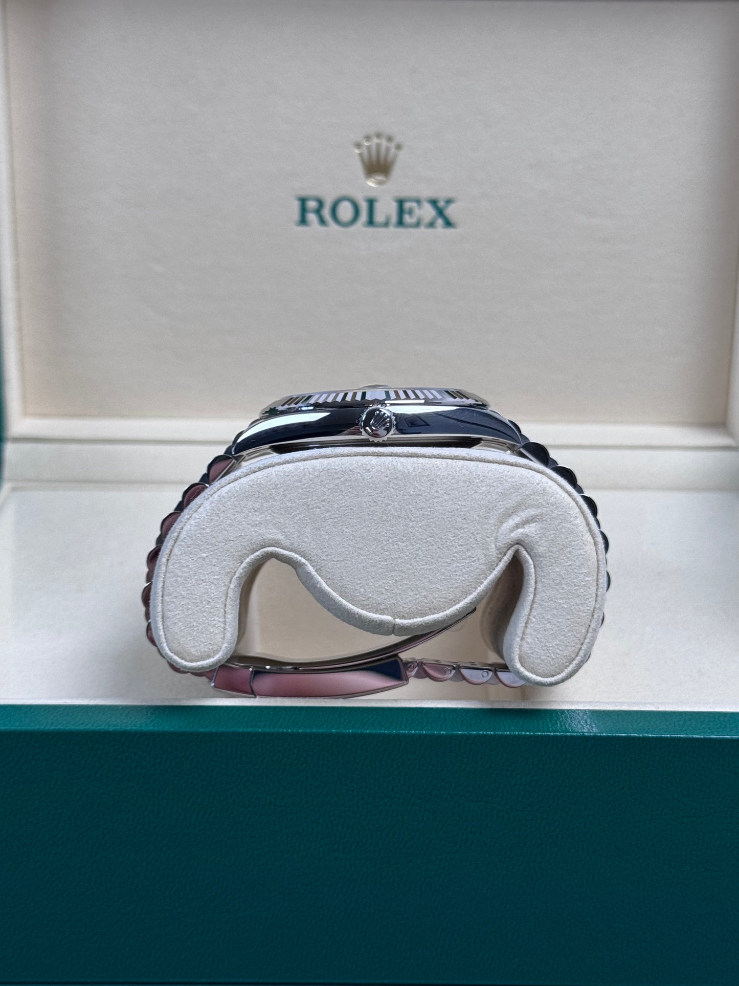 Rolex Datejust 41 126334 Mint Green / 2025 / Full Set / Neuwertig