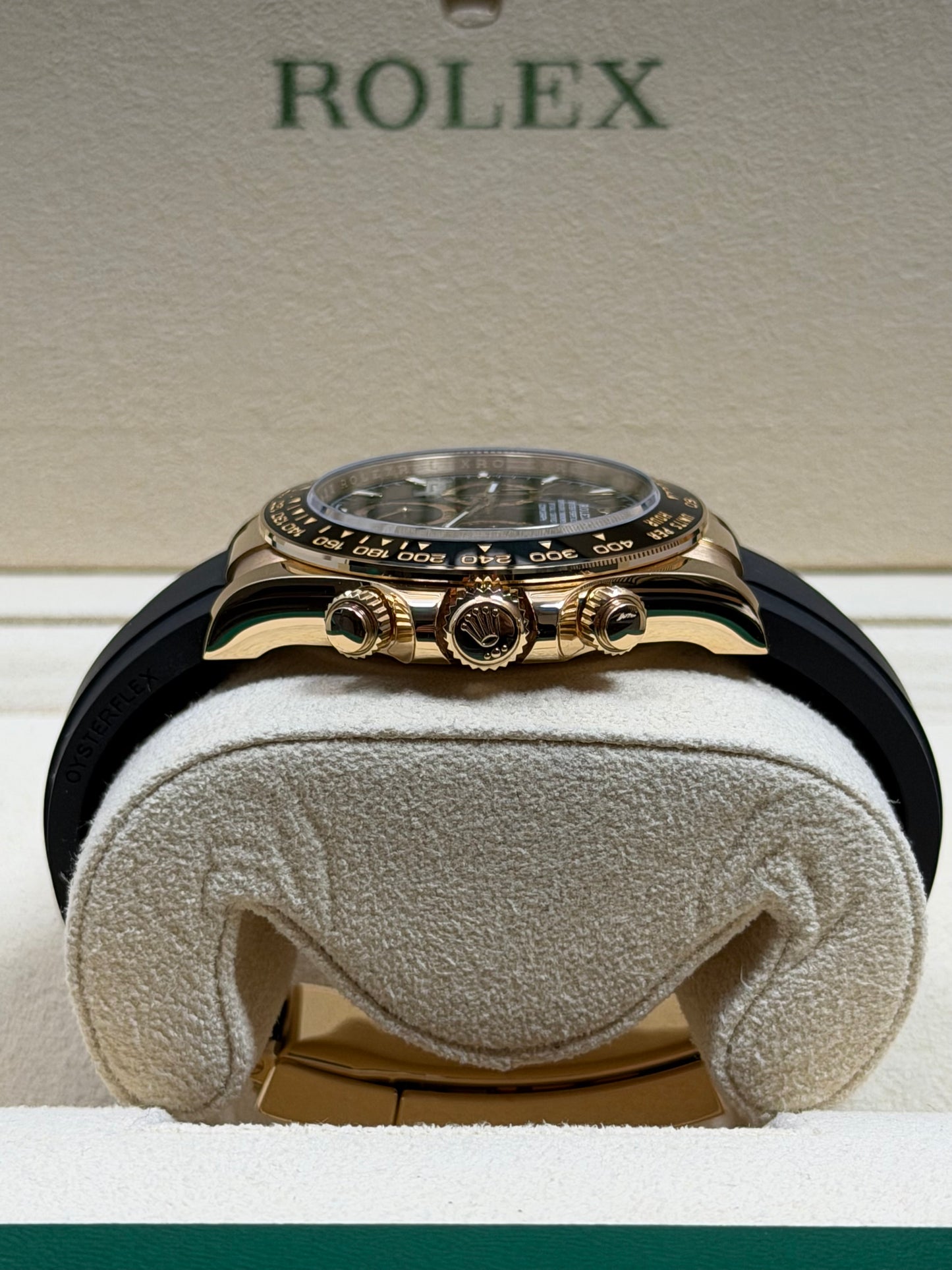 Rolex Daytona Oysterflex Gelbgold 126518LN / 2025 / Full Set / Top Zustand