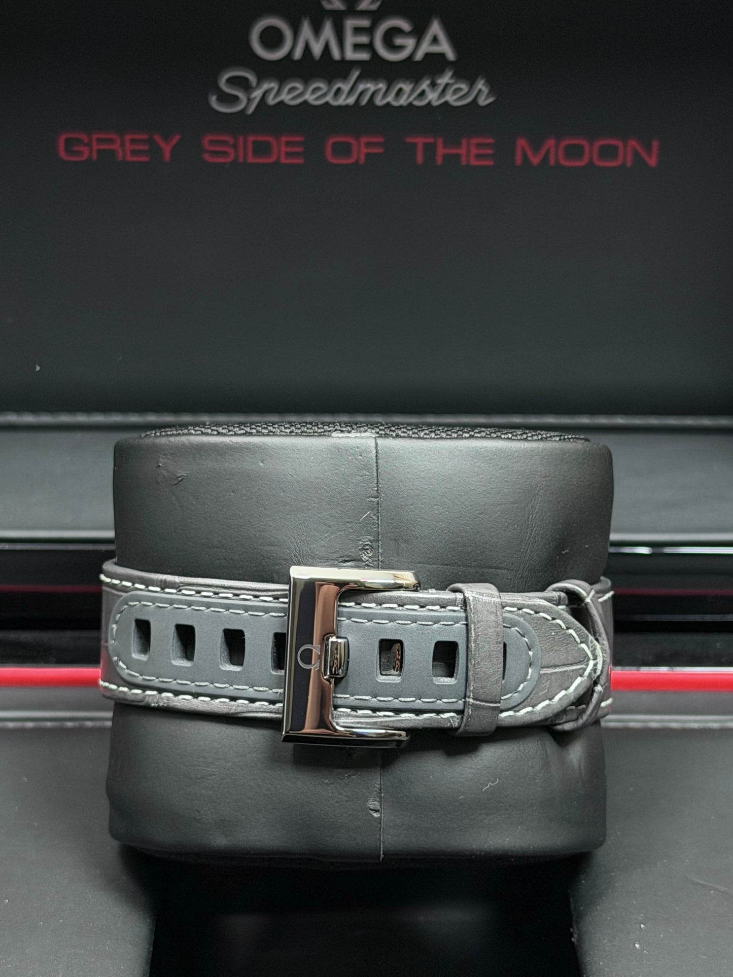 Omega Speedmaster Grey Side Of The Moon / 2017 / Full Set / Neuwertig