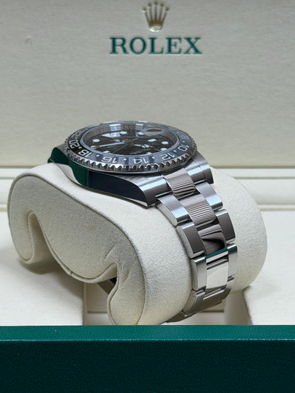 Rolex GMT Master 2 "Bruce Wayne" 126710GRNR / 2026 / Full Set / Neuwertig